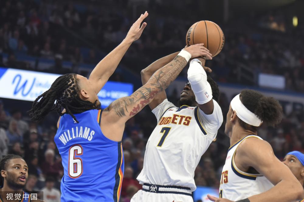 备个人突出 备个人突出